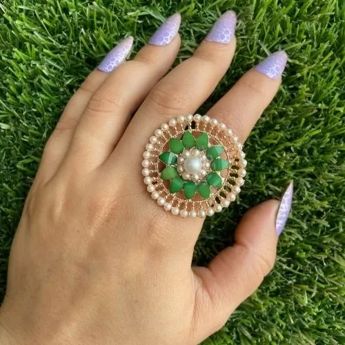 Adjustable Pearl Flower Design Ring Image 2